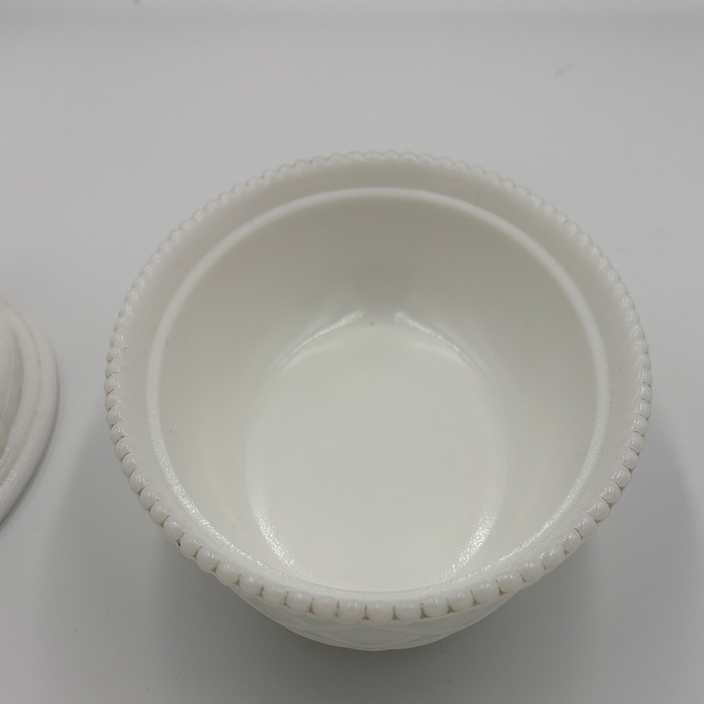 Vintage White Hen Covered Dish - Picture 5 of 10